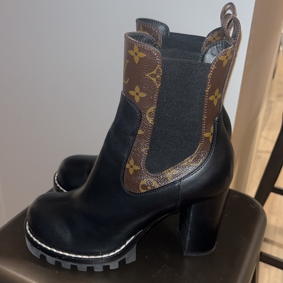 Louis Vuitton monogram boots - Picture 2 of 2